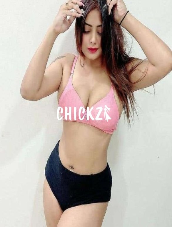 Neha Kolkata Call Girl Provides 100% Customer Satisfaction Service with Safe