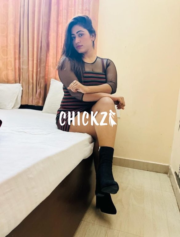 Independent Udaipur Call Girl Offers 100% Genuine Service