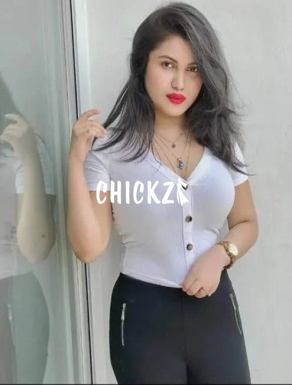 Zoya Genuine Call Girl Service Provider in All Over Lucknow